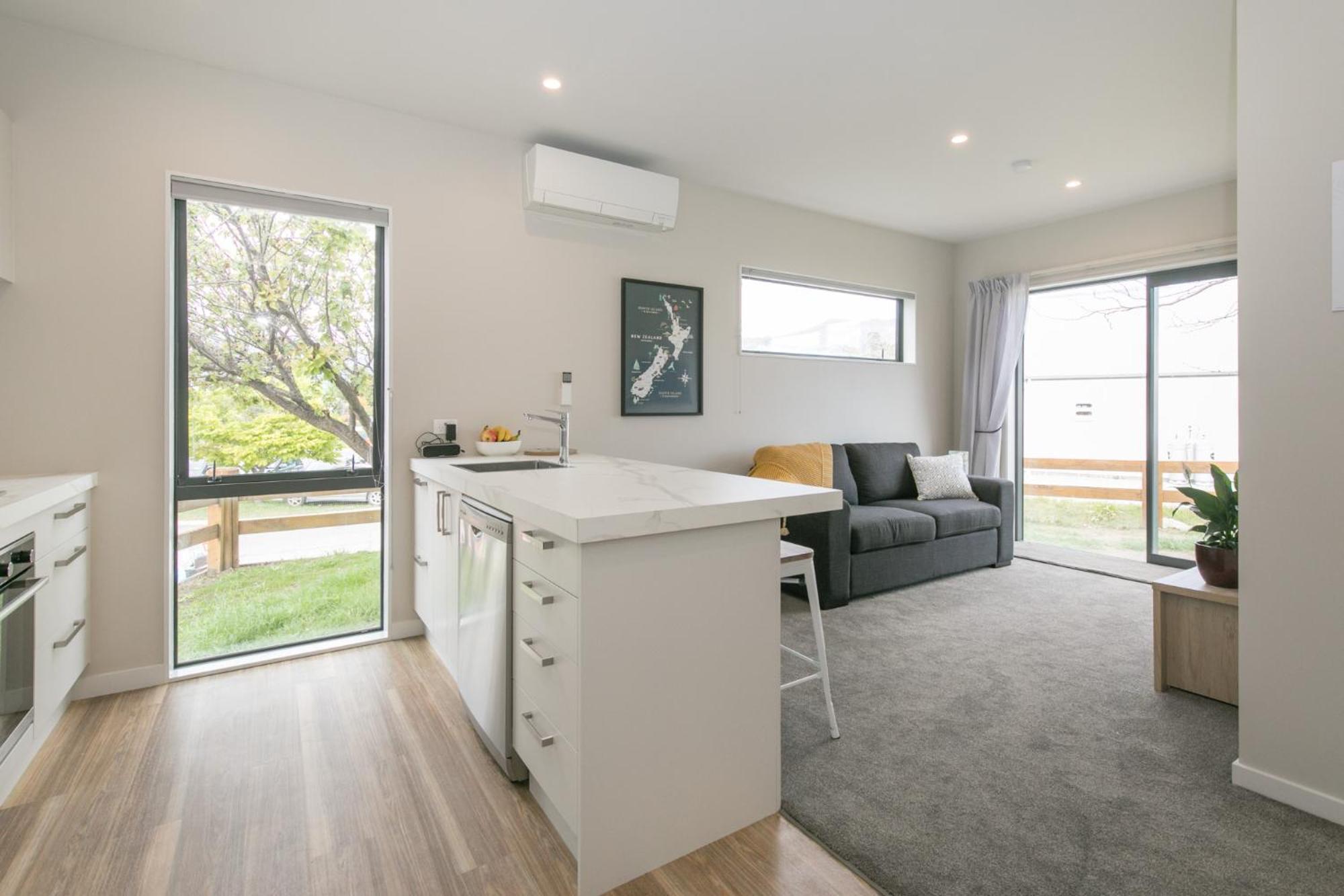 Mount Iron Apartment Wanaka Exteriör bild